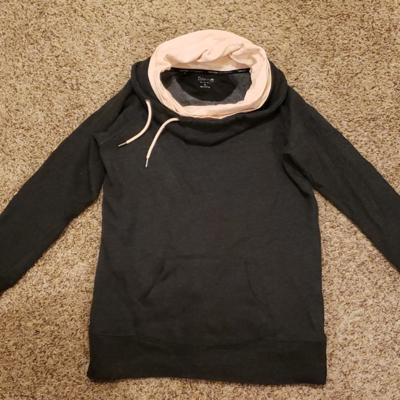 Sweater - Picture 1 of 2